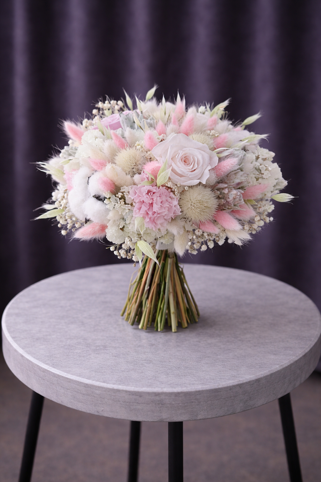 Buchet mireasa din flori criogenate Nr 1