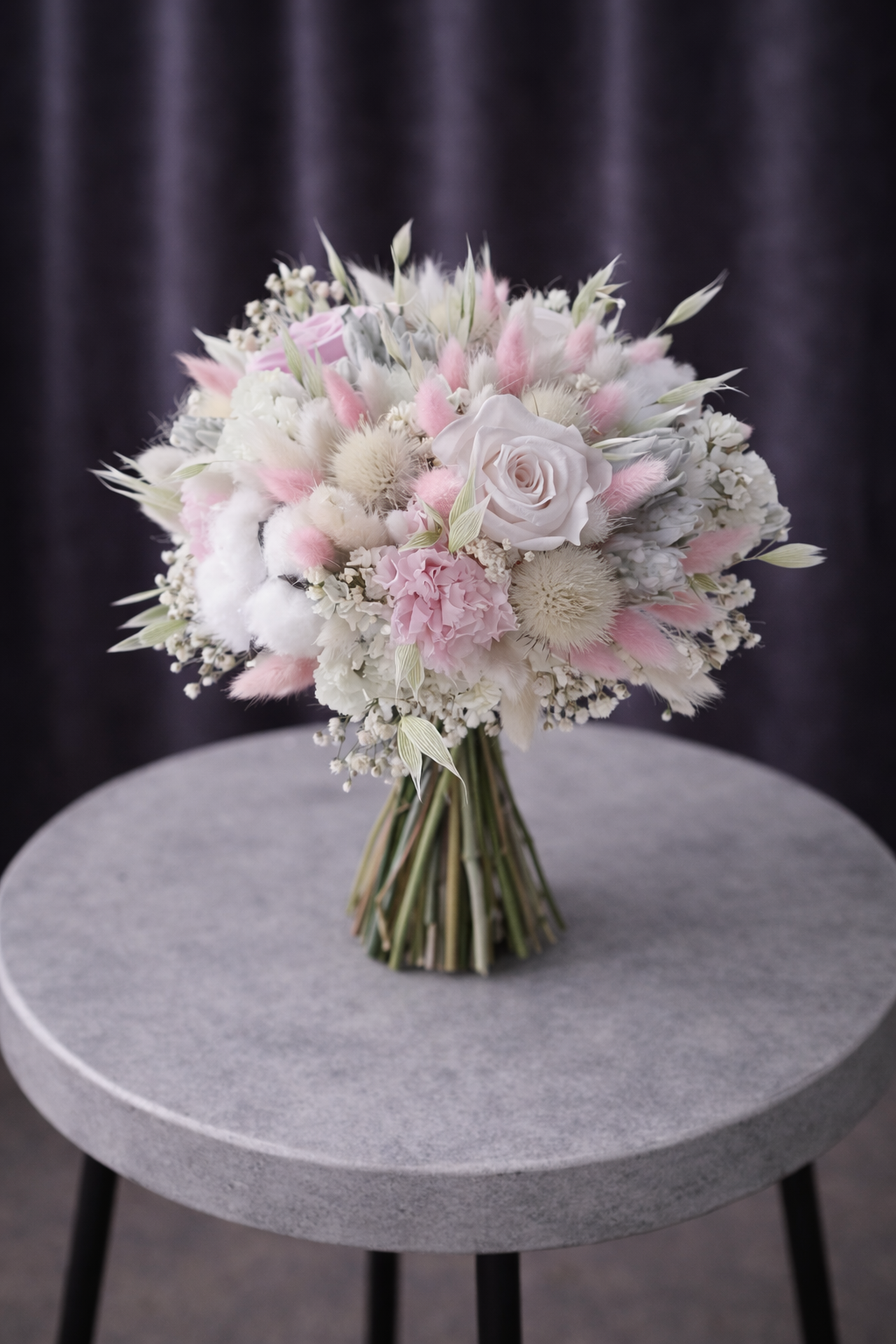 Buchet mireasa din flori criogenate Nr 1