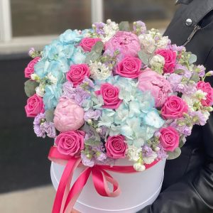 Aranjamente Florale In Cutii Elegante