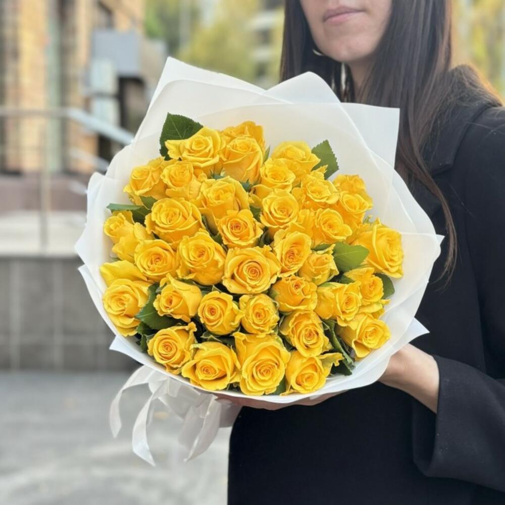buchet cu 35 trandafiri galbeni