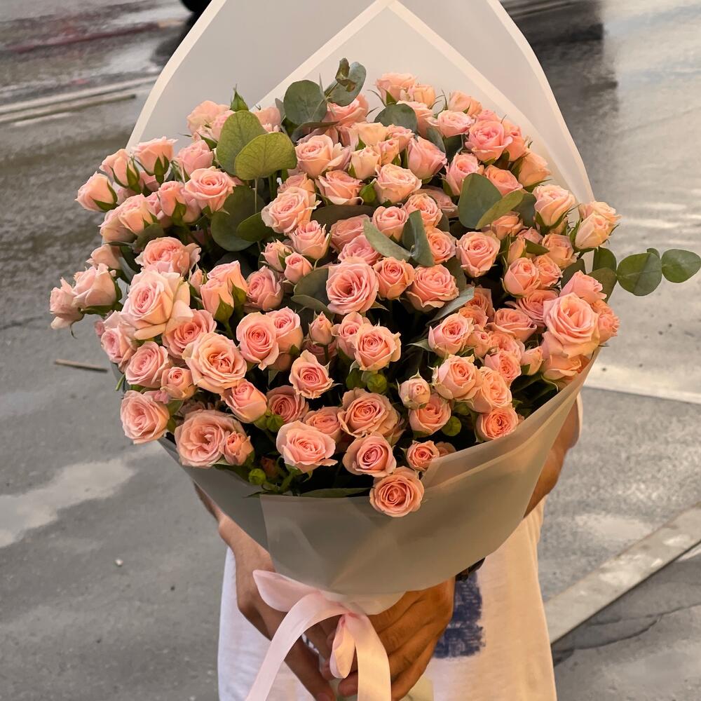 buchet Flori cu 29 De Trandafiri Mini Roze roz